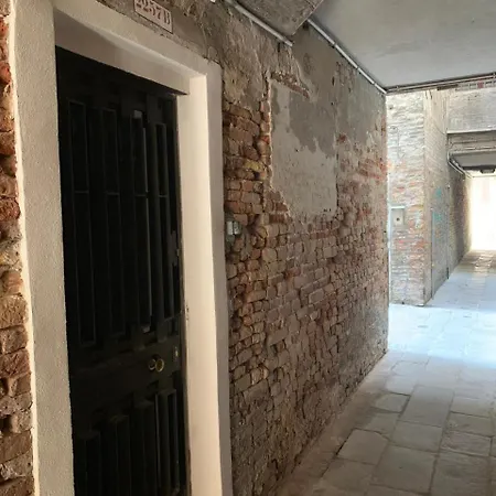 La Petite Maison *