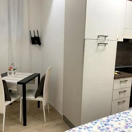 La Petite Maison *